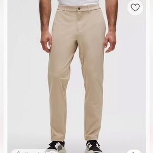Men’s Lululemon ABC Trouser in khaki 32 W 30 L NWT